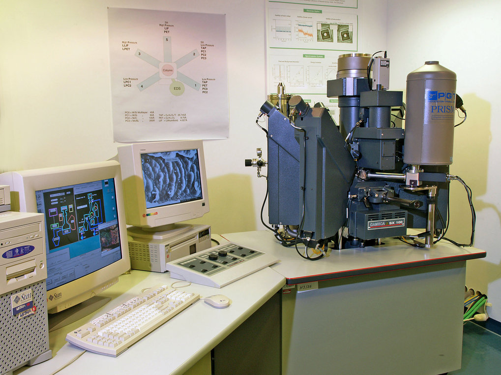 EPMA Cameca SX 100: 6 nm resolution, BSE, EDX detectors and 5 WDX detectors with LIF, PET, TAP, PC0, PC1, PC2, PC3 small and large crystals. An air jet and cooling plate are available to reduce contamination.