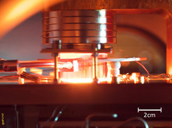 Photograph of a thermoelectronic energy converter in action.