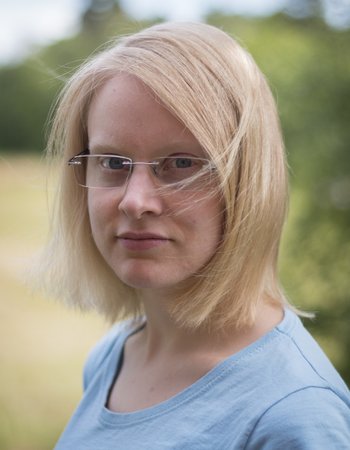 Dr. Hanna  Boström