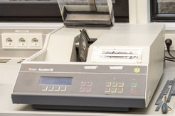 Accutom 50 precisions saw (Struers)