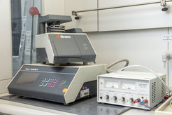 Lectropol 5 electrolytic polishing and etching device (Struers)