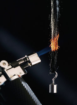 Ceramic fibers made of silicon, boron, nitrogen and carbon remain tough and stable even at temperatures above 1500 degrees Celsius.