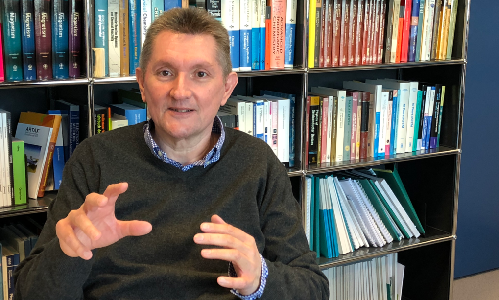 Professor Klaus Kern Professor Klaus Kern